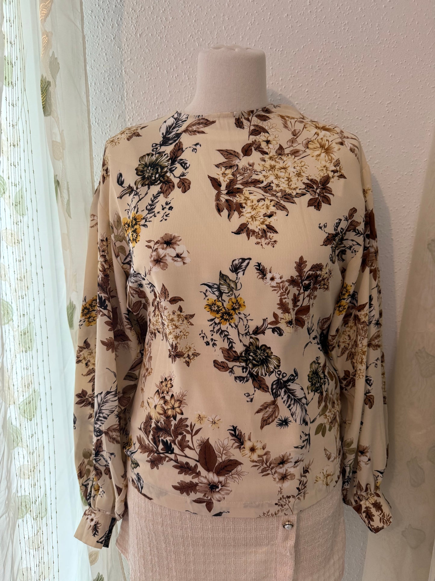 Blouse beige à motifs fleurs NA-KD